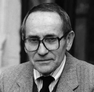 Tadeusz Konwicki card 1